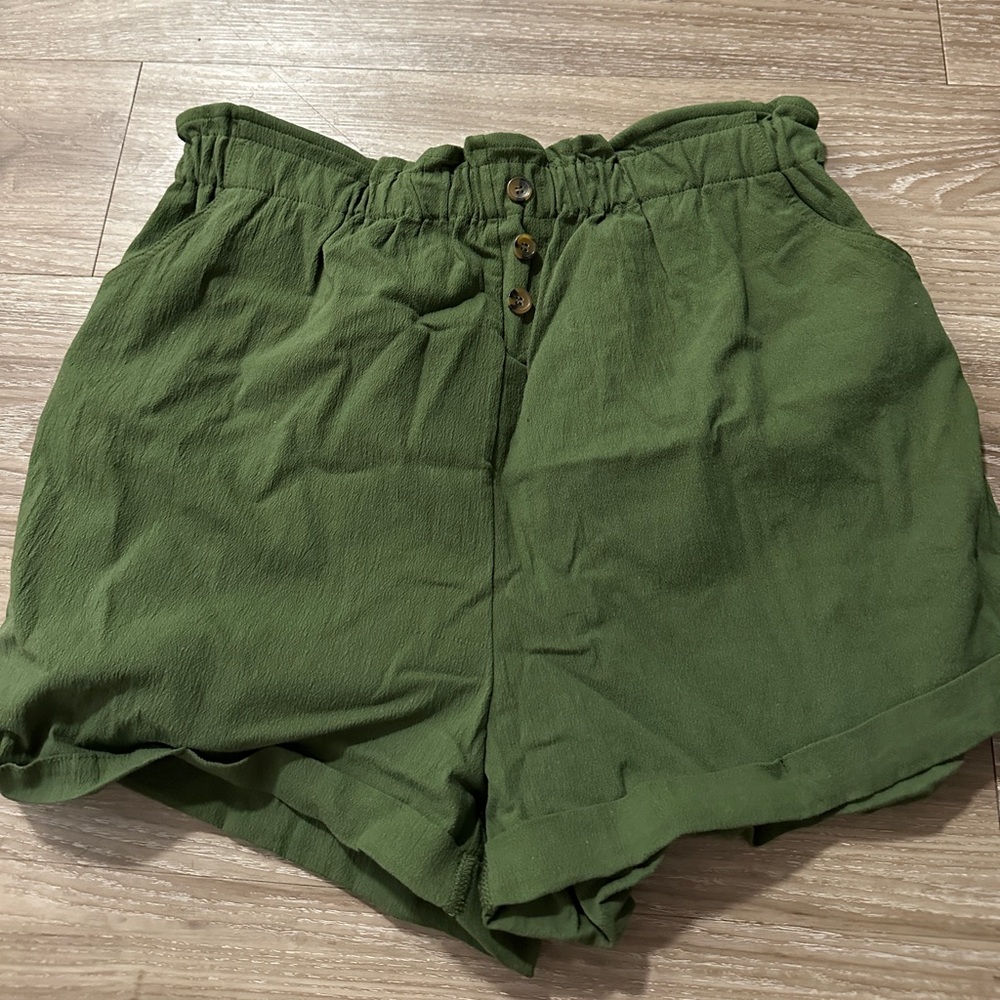 Francesca's Doris Linen Button Down Cuffed Shorts